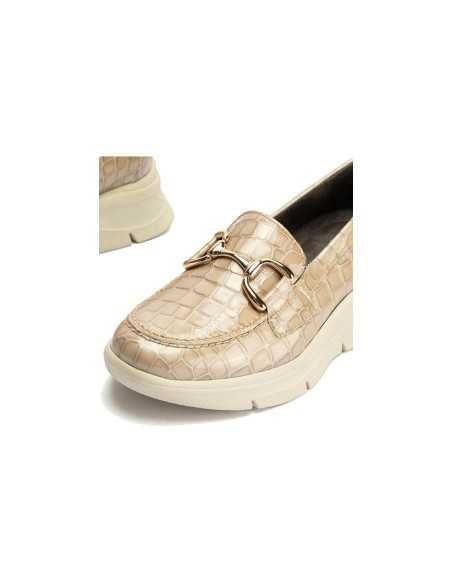 JucaZapatos - Pitillos 10750 - PIEDRA - Mocasín en Coco charol de mujer color piedra