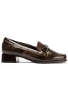 JucaZapatos - Pitillos 10814 - MARRON - Mocasín en Charol con adorno de mujer color marron