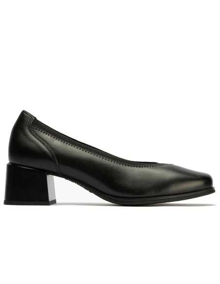 JucaZapatos - Pitillos 10825 - NEGRO - Salón de Pico en Napa con Elásticos de mujer color negro