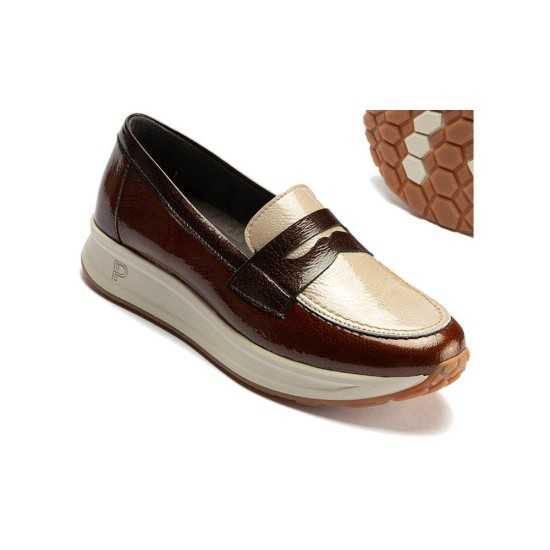 JucaZapatos - Pitillos 10901 - CUERO-PIED - Mocasin Trícolor en Charol de mujer color cuero/piedra