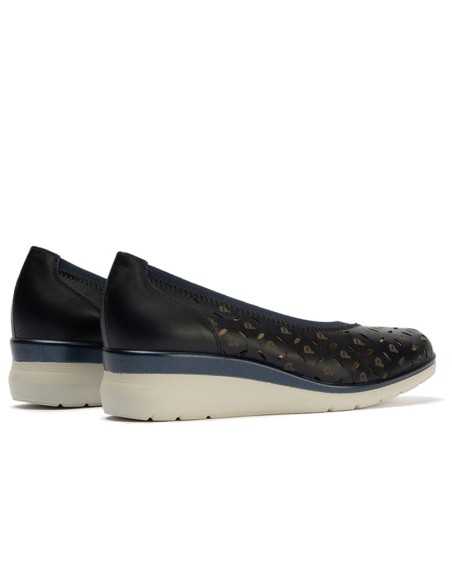 JucaZapatos - Pitillos 11070 - MARINO - Salón con cuña y elástico en piel napa Marino
