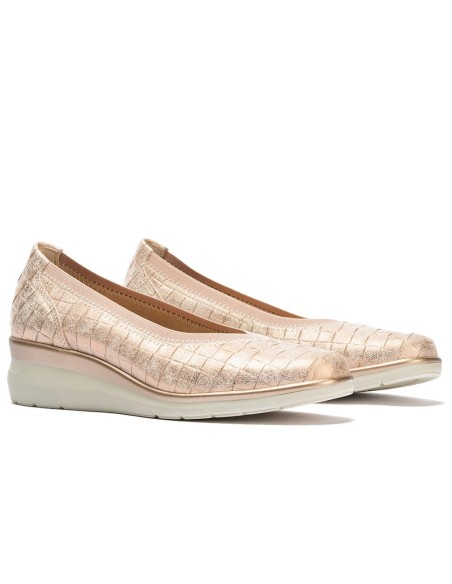 JucaZapatos - Pitillos 11072 - NUDE - Salón con elásticos y cuña en piel fantasía, en tonos metalizados Nude