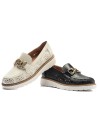 JucaZapatos - Pitillos 11080 - MARINO - Zapato mocasín Boogie bajo en napa suave y perforada, detale hebilla Marino