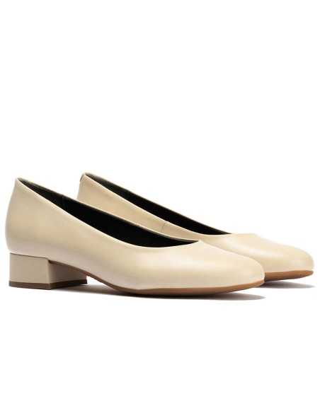 JucaZapatos - Pitillos 111 - CREMA - Zapato de Salón Tacón Bajo Beige