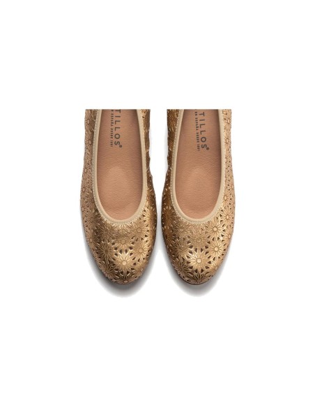 JucaZapatos - Pitillos 11132 - NUDE - Zapato salón con tacón medio, en piel fantasía perforada Nude