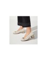 JucaZapatos - Pitillos 11133 - ORO - Zapato salón con tacón medio y adorno, en piel brillante Oro