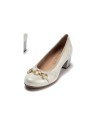 JucaZapatos - Pitillos 11133 - PLATA - Zapato salón con tacón medio y adorno, en piel brillante Plata