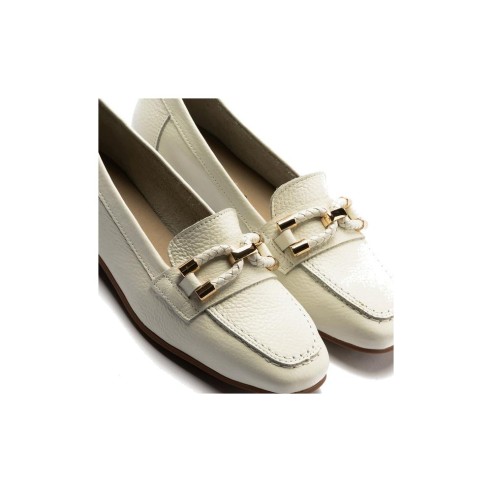 JucaZapatos - Pitillos 11140 - BLANCO - Mocasín plano en piel napa bombeada, con adorno Blanco