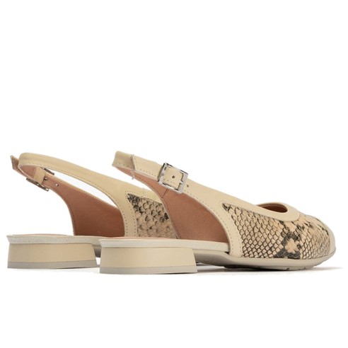 JucaZapatos - Pitillos 11174 - CREMA - Bailarina destalonada con tacón bajo, punta fina y animal print Crema