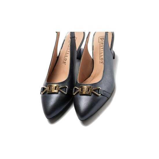 JucaZapatos - Pitillos 11186 - MARINO - Zapato salón destalonado con tacón medio, con adorno y piel laminada Marino