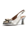 JucaZapatos - Pitillos 11191 - PLATA - Zapato de salón destalonado con tacón alto, punta fina y detalle de lazo Plata