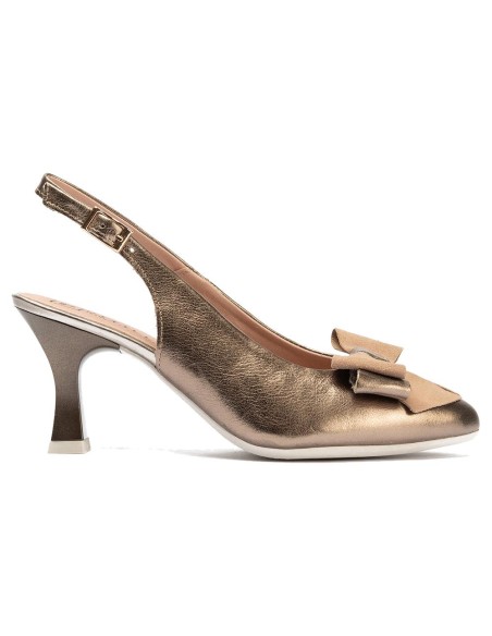 JucaZapatos - Pitillos 11191 - BRONCE - Zapato de salón destalonado con tacón alto, punta fina y detalle de lazo Bronce