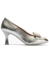 JucaZapatos - Pitillos 11192 - PLATA - Zapato de salón con tacón alto, punta fina y detalle de lazo Plata