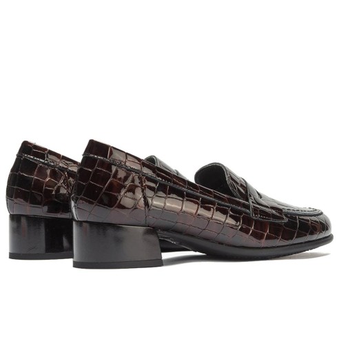 JucaZapatos - Pitillos 11634 - BURDEOS - Mocasín en charol coco Burdeos