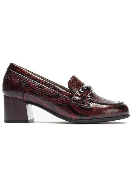 JucaZapatos - Pitillos 11643 - BURDEOS - Mocasín serpiente charol con adorno Burdeos