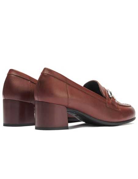 JucaZapatos - Pitillos 11645 - BURDEOS - Mocasín serpiente charol con adorno Burdeos