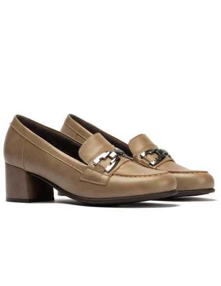 JucaZapatos - Pitillos 11645 - TOPO - Mocasín serpiente charol con adorno Topo