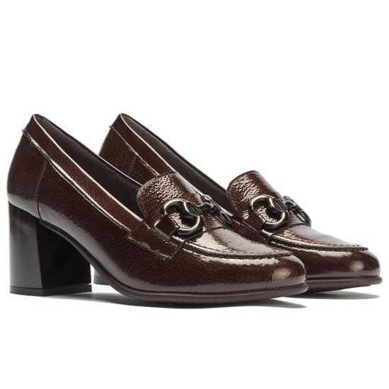 JucaZapatos - Pitillos 11652 - MARRON - Mocasin charol con adorno Marrón