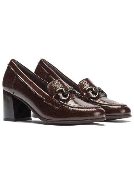 JucaZapatos - Pitillos 11652 - MARRON - Mocasin charol con adorno Marrón