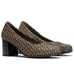 JucaZapatos - Pitillos 11133 - MARINO - Zapato salón con tacón medio y adorno, en piel brillante Marino 2