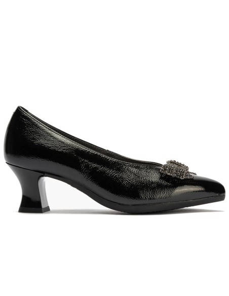 JucaZapatos - Pitillos 11686 - NEGRO - Salón pico en charol con detalle lazo Negro
