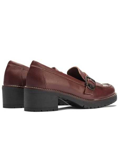 JucaZapatos - Pitillos 20522 - BURDEOS - Mocasín en napa con grano con flecos y hebilla Burdeos