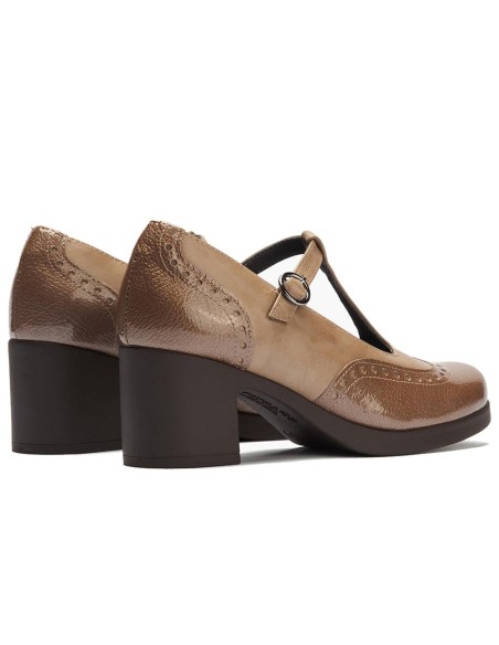 JucaZapatos - Pitillos 30501 - TOPO - Gilda picados combinada en charol con napa Topo