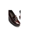 JucaZapatos - Pitillos 30502 - BURDEOS - Mocasin en Charol con Adorno Burdeos