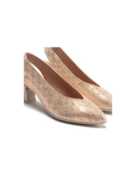 JucaZapatos - Pitillos 11182 - NUDE - Zapato salón destalonado con tacón medio, en piel laminada Nude