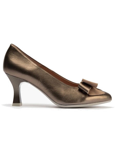 JucaZapatos - Pitillos 11192 - BRONCE - Zapato de salón con tacón alto, punta fina y detalle de lazo Bronce