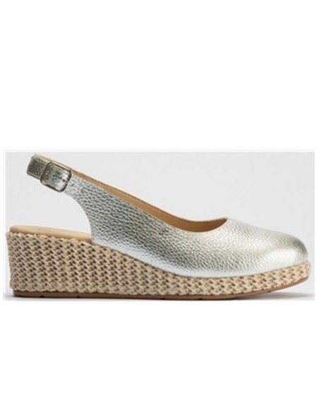 JucaZapatos - Pitillos 10625 - PLATA - Valenciana con cuña salon mujer con hebilla en laminado PLATA