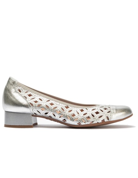 JucaZapatos - Pitillos 11120 - PLATA - Zapato salón con tacón bajo y punta redonda, en laminado brillante Plata