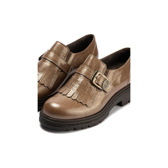 JucaZapatos - Pitillos 11572 - TOPO - Abotinado charol con flecos y detalle hebilla Topo