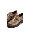 JucaZapatos - Pitillos 11572 - TOPO - Abotinado charol con flecos y detalle hebilla Topo