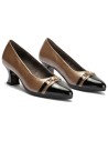 JucaZapatos - Pitillos 11682 - NEGRO/TOPO - Salón puntera con adorno combinado charol Negro-Topo