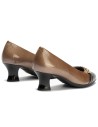 JucaZapatos - Pitillos 11682 - NEGRO/TOPO - Salón puntera con adorno combinado charol Negro-Topo