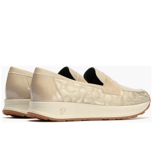 JucaZapatos - Pitillos 10907 - PIEDRA - Mocasín en charol con nylon de mujer color piedra