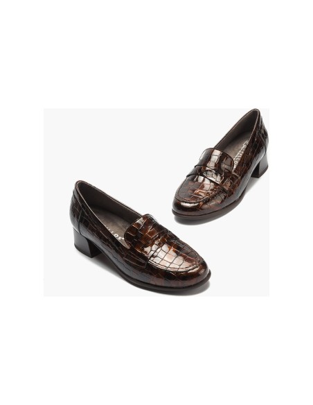 JucaZapatos - Pitillos 11634 - MARRON - Mocasín en charol coco Marrón